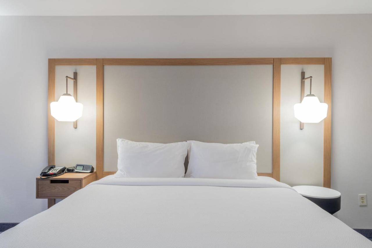 Fairfield Inn & Suites Denton Kültér fotó
