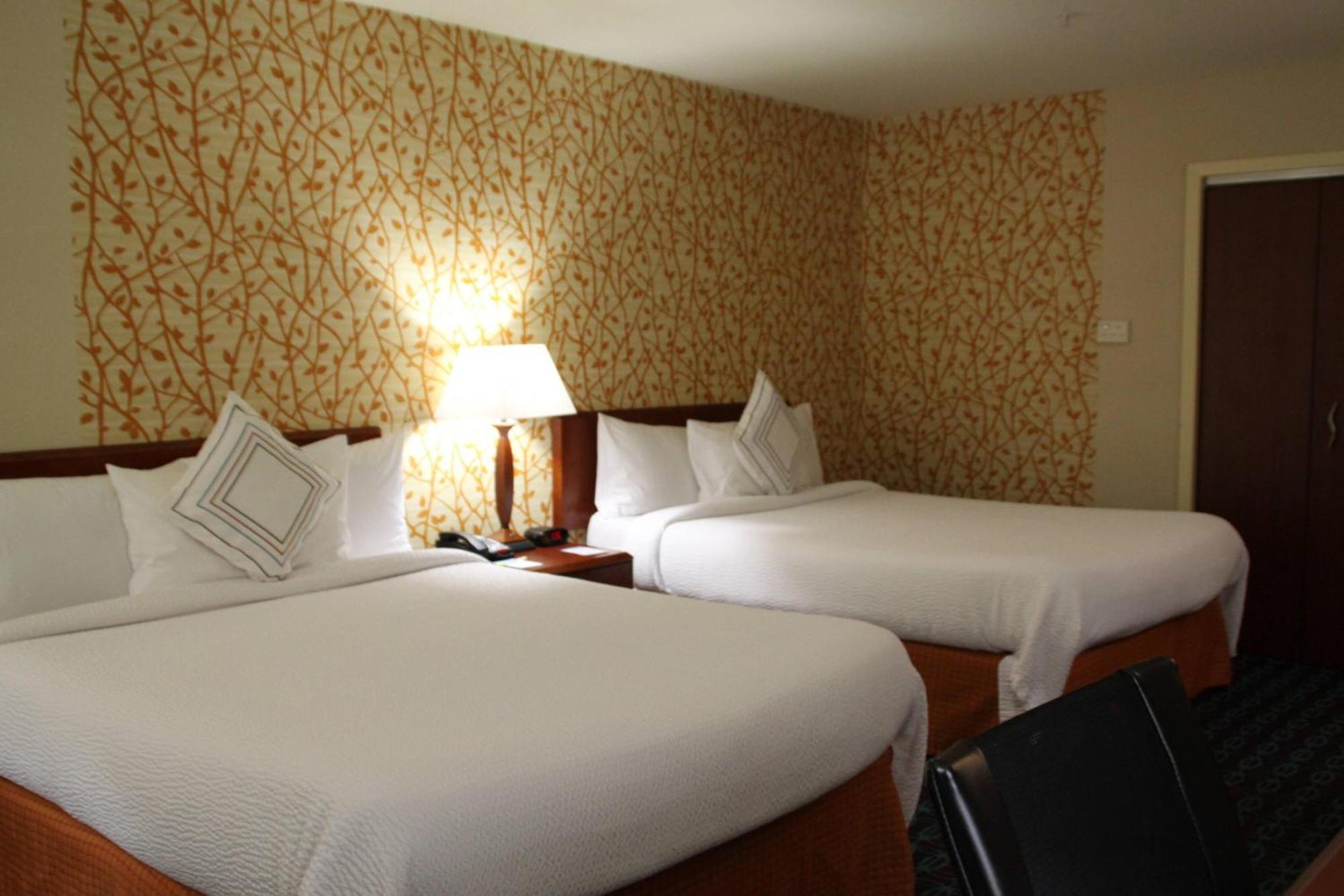 Fairfield Inn & Suites Denton Kültér fotó