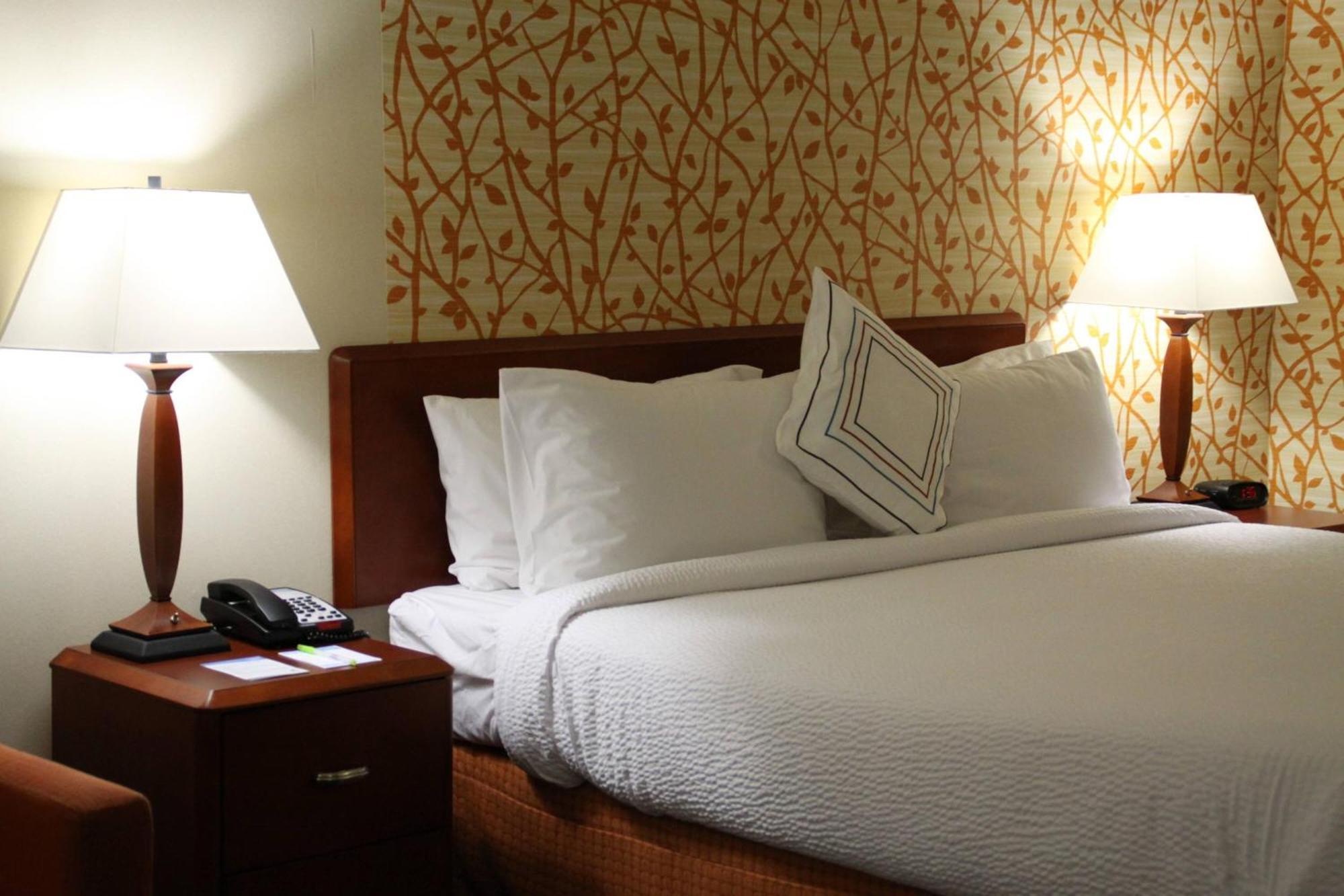 Fairfield Inn & Suites Denton Kültér fotó
